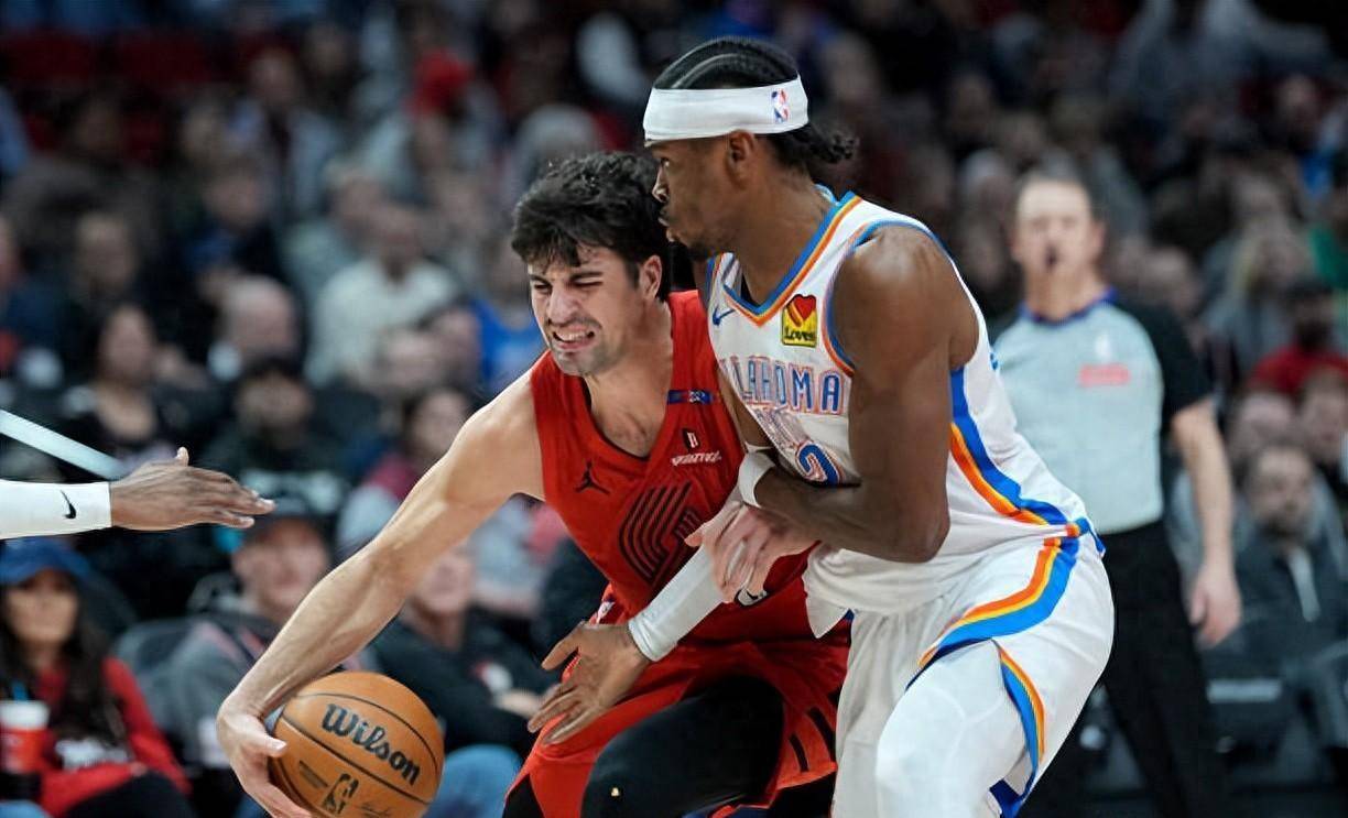 包含今夜波特兰开拓者远射贴柱皇家社会强势反弹备战NBA总决赛，今夜巴黎圣日耳曼备战欧超杯瞬间刷屏的词条